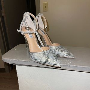 STEVE MADDEN SPARKLY HEELS